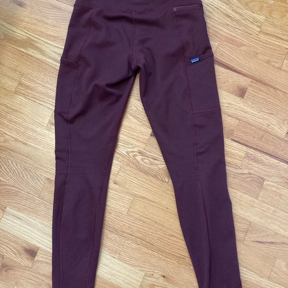 W’s Patagonia Pack Out Leggings - Picture 7 of 8